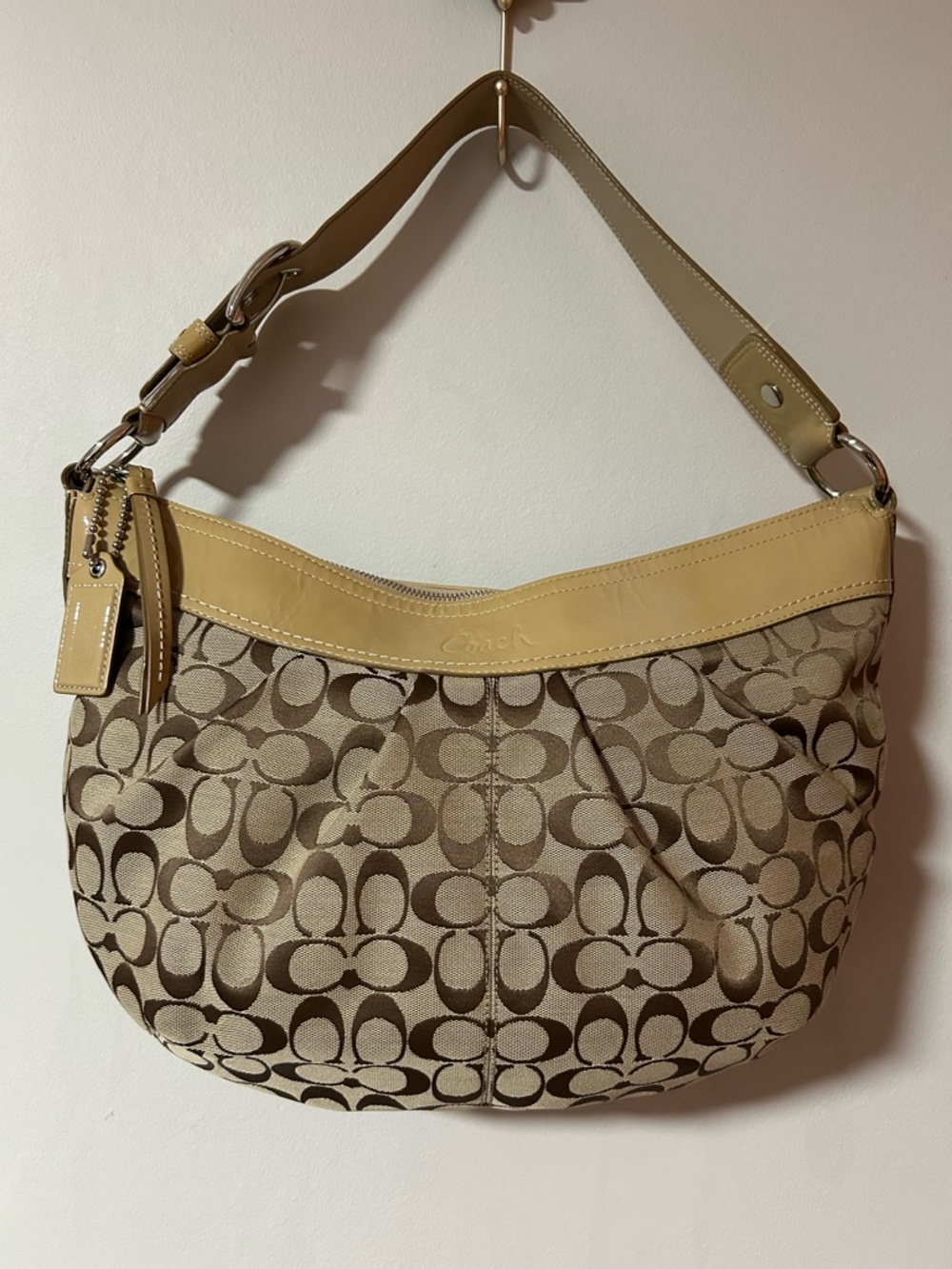 Coach Signature Soho Hobo Bag EUC